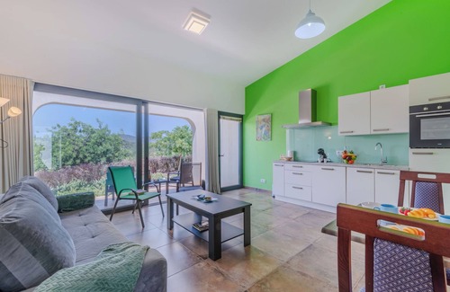 Moncarapacho e Fuseta Apartment | Suites Sunny Hill by Interhome