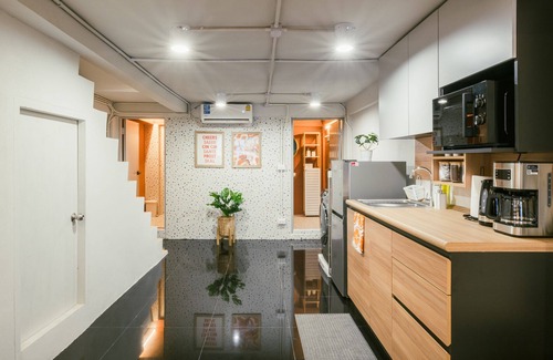 Phra Khanong House | Sukhumvit entire house- 2 mins walk from skytrain