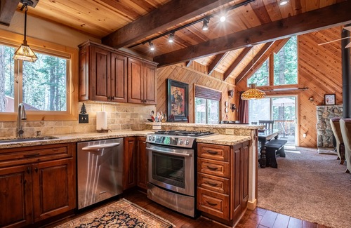 Arnold Cabin | Sukoon Retreat - EV Charging Available