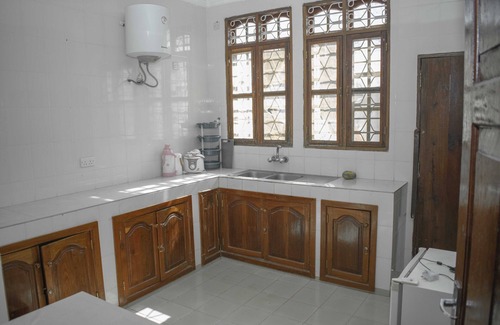 Mazizini Bed & Breakfast | Sulkhan Serviced Apartment