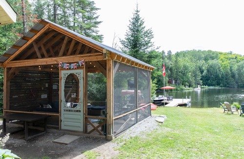 Hastings Highlands Cottage | SUMMER 2026-ASK ABOUT OUR 5 NIGHT WEEKDAY SPECIAL!