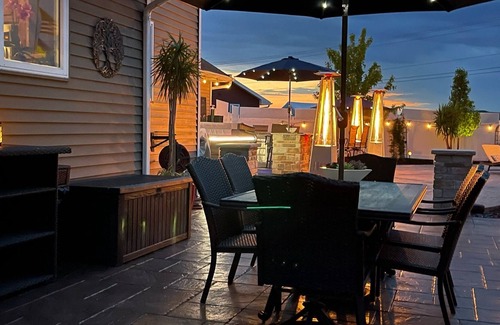Appleton House | Summer calendar nearly full! Schedule your group’s getaway soon!