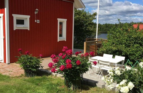 Bergshamra Cottage | Summer house with panoramic sea view at Spersboda