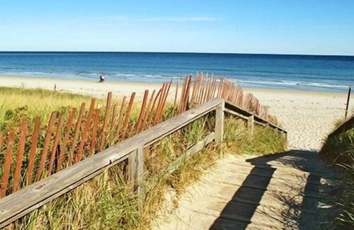 Ogunquit Condo | Summer is sold out for 2025, but you can book dates for 2026 in September.