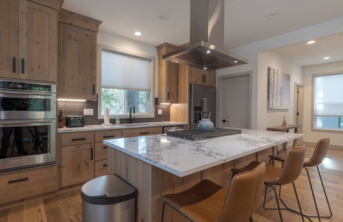 Government Camp Cabin | Summer perfect basecamp, close to lakes,hiking, skiing