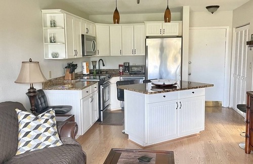 Fort Pierce Condo | SUMMER RATES! OV3 LOCATION! 2 MINUTE WALK TO BEACH PRIME LOCATION TO EVERYTHING!