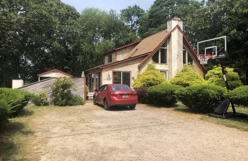 Charlestown House | Summer Relaxing on expansive decks, large yard, minutes from the beach!
