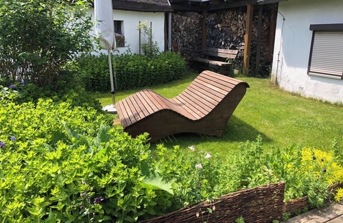 Zinnwald-Georgenfeld House | Summer resort or ski hut/downshift, stop, switch off,