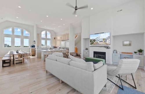 Ocean Isle Estates House | SUMMER SAVINGS- Premier Oceanfront w/Pool, Hot Tub, Elevator, Game & Theater Rm