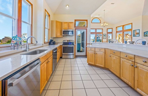 Ocean Isle Estates House | SUMMER SAVINGS - Semi-Oceanfront Dog Friendly w/Pool, Hot Tub, and Home Theater