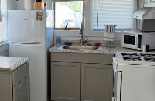 Wells Cottage | Summer Sea Cottage near beaches and restaurants