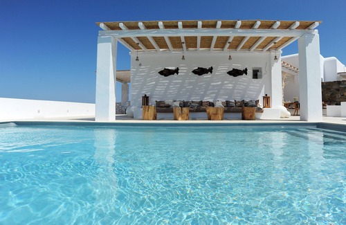 Panormos Villa | Summer villa with an artistic touch near Panormos