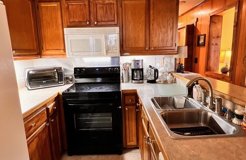 Snowshoe Condo | Summit Condo . near the Village. FALL is here & WINTER is coming!