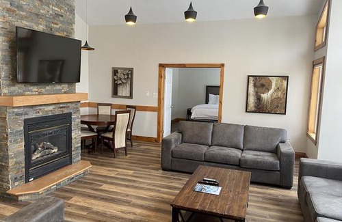 The Blue Mountains Ski Chalet | Summit Ridge 4
