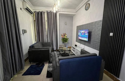 Lingwala Apartment | Sumptuous apartment, very accessible whatever the time of day and friendly