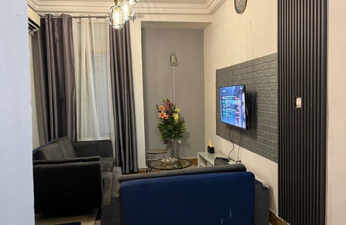 Lingwala Apartment | Sumptuous apartment, very accessible whatever the time of day and friendly