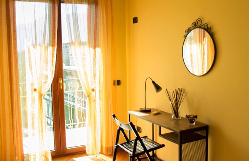 Pompei Apartment | Sun and Moon Holiday Home