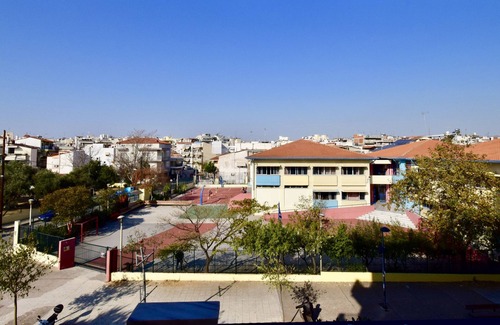 Pavlos Melas Condo | Sun City View apartment