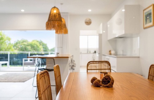 Woolgoolga House | Sun Crest - amazing ocean views, walk to beach and vibrant village of Woolgoogla