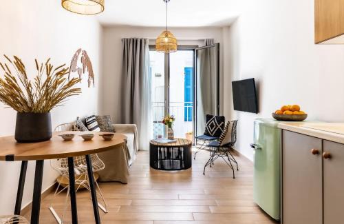 Skiathos Apartment | Sun day