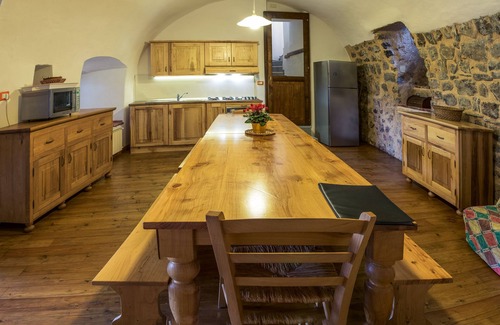 Zorzino Apartment | Sun, history and views of Lake Iseo