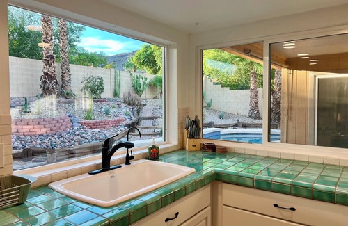 Desert Foothills Estates House | Sun House - your own private getaway