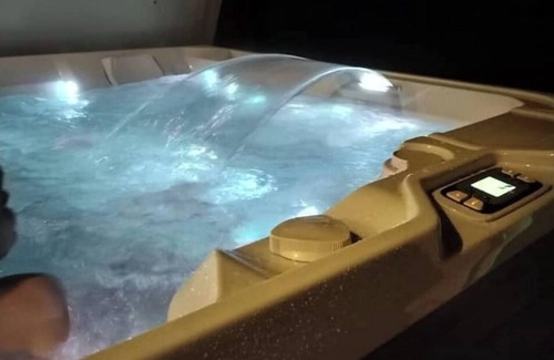 Doue House | Sun in Terre de Brie with spa