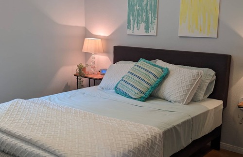 Carlton Hills House | Sun-Kissed Suite in San Diego/Santee - 1 bdroom guest house