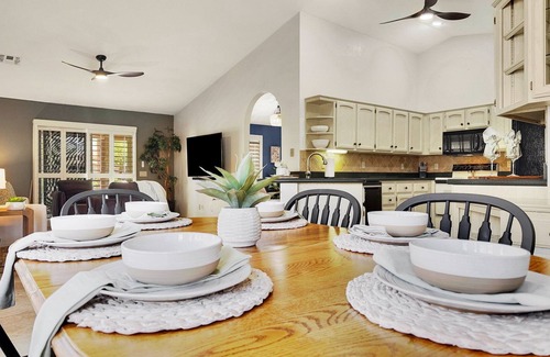 Palo Verde House | Sun Lakes Spectacular! Golf Cart, Gorgeous Backyard Views