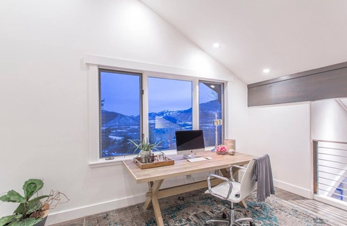 Mahogany Hills House | Sun Mountain Sanctuary