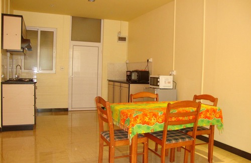 Wolmar Apartment | Sun Plaza Studio ,Modern 1st Floor accommodation ,Flic en flac Beach Resort