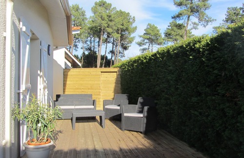 Andernos-les-Bains Apartment | Sun & relaxation in an independent studio with private terrace