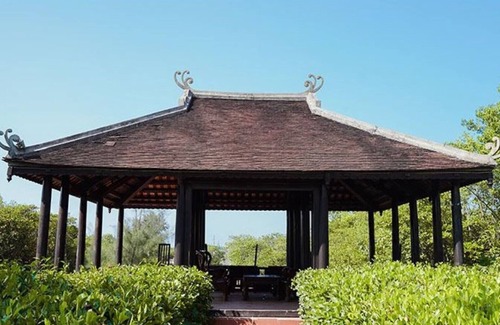 Thuan An House | Sun & Sea Resort- VIP Unit 5 (Lagoon Vip/Garden Vip view)