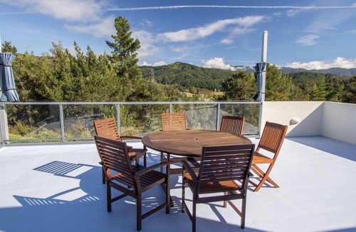 Kaiteriteri Cottage | Sun, Sea, Sensational - Kaiteriteri Holiday Home