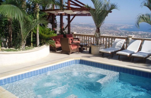 Peyia Town Villa | Sun Set Suite Villa. Ideal for large party Groups! Weddings! Anniversaries!