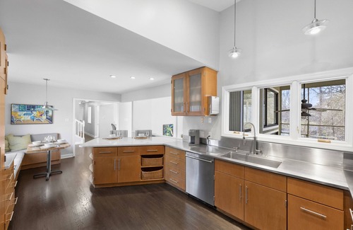Mayhew House | Sun Up, Sun Down by AvantStay | Pool w/Waterfall