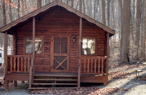 Narvon Cabin | Sun Valley Camping and RV Resort