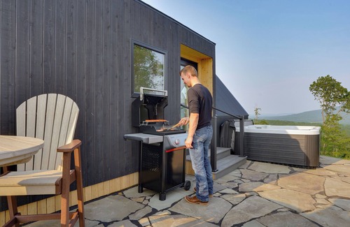 Augusta House | Sun Valley Overlook A-Frame | Wow Views + Hot Tub