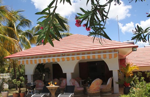 Pointe aux Canonniers Villa | SUN VILLA BY IMMOCLAIR BEACH AT 5 mn by feet