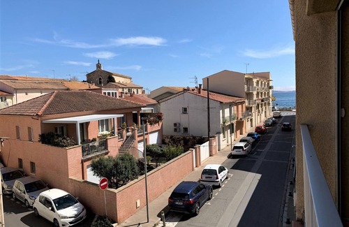 Meze Apartment | Sunbathing on the Terrace - Duplex Apartment near Port & Beach, Mèze