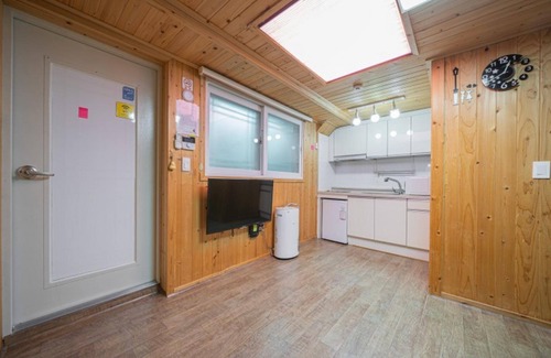 Nagan-myeon House | Suncheon Naganeupseong Haemill Pension
