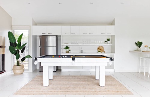 Werri Beach House | Sundara Beach House Gerringong - Ocean views, heated pool/spa, cubby, billiards