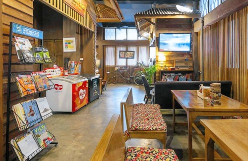Talat Yot Hostel | Suneta Hostel Khaosan