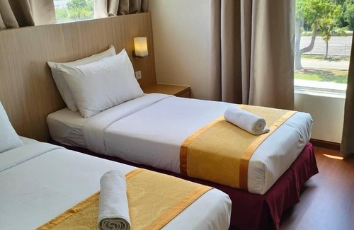 Pasir Penambang Hotel | Sunflower World Hotel