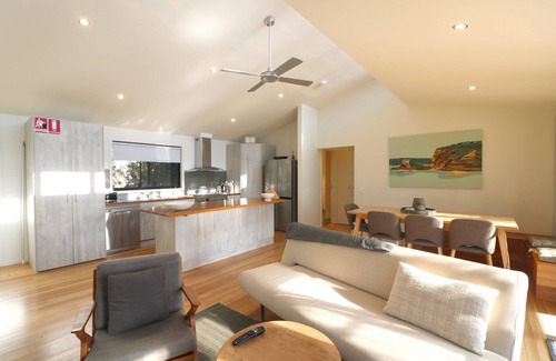 Pambula Beach Cabin | Sunkissed - As close as you can get to the beach