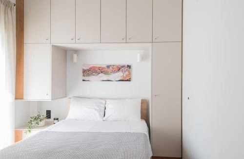Omonia Apartment | Sunlight rooftop apartment