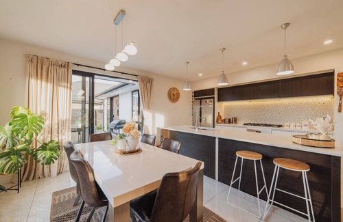 Wigram House | Sunlit Sanctuary with Private Patio in Wigram