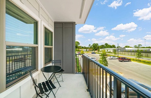 Upper Grand Lagoon Apartment | Sunny 3BR Apt + Resort Amenities - Free Parking!