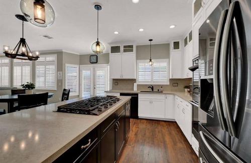 Green Valley North House | Sunny 5BR 4.5 Bath Las Vegas Retreat with Pool