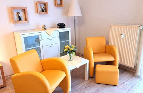 Rostock Apartment | Sunny apartment with balcony in the center - Apartment